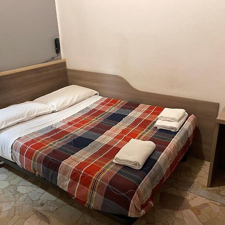 Hotel Bissi Milaan Buitenkant foto
