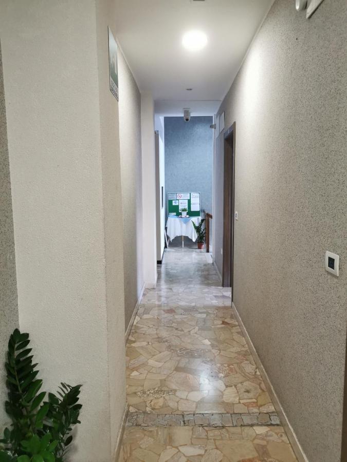 Hotel Bissi Milaan Buitenkant foto