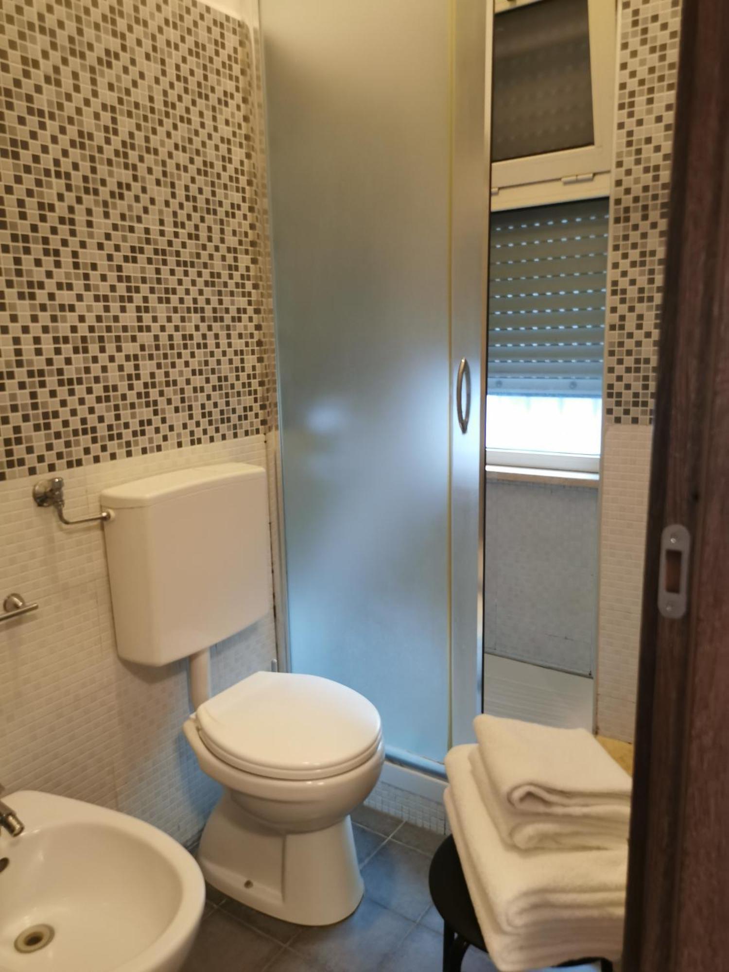 Hotel Bissi Milaan Kamer foto