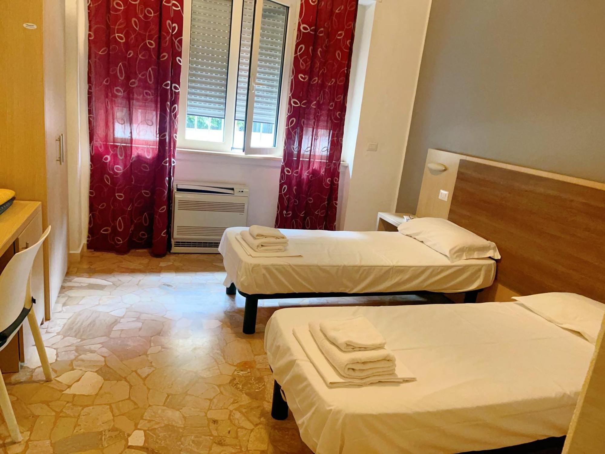 Hotel Bissi Milaan Buitenkant foto